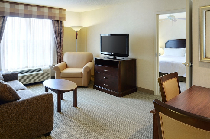 Imagen de los interiores del Hotel Homewood Suites By Hilton Burlington, Burlington. Foto 16