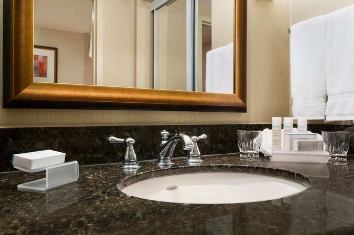 Imagen de la habitación del Hotel Homewood Suites By Hilton Cambridge Waterloo Ontario. Foto 7