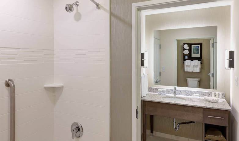 Imagen de la habitación del Hotel Homewood Suites By Hilton Cape Canaveral-cocoa Beach. Foto 2