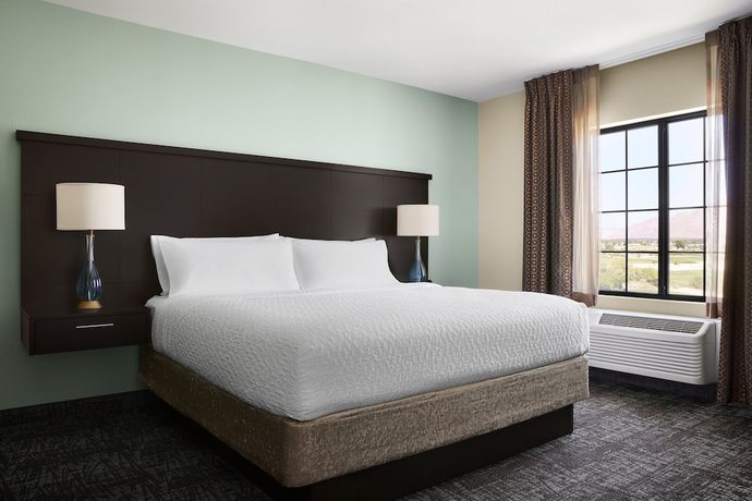 Imagen de la habitación del Hotel Homewood Suites By Hilton Cathedral City Palm Springs. Foto 16