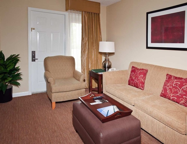 Imagen de los interiores del Hotel Homewood Suites By Hilton Charlotte. Foto 8