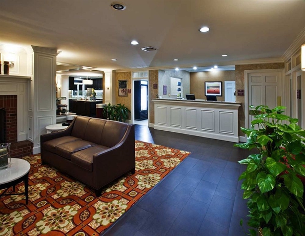 Imagen de los interiores del Hotel Homewood Suites By Hilton Charlotte. Foto 13