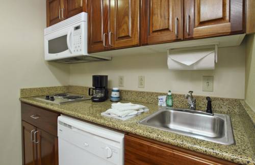 Imagen de la habitación del Hotel Homewood Suites By Hilton Chesapeake-greenbrier. Foto 4