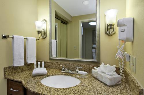 Imagen de la habitación del Hotel Homewood Suites By Hilton Chesapeake-greenbrier. Foto 9