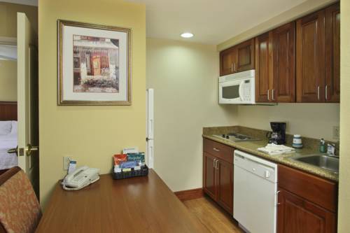 Imagen de la habitación del Hotel Homewood Suites By Hilton Chesapeake-greenbrier. Foto 12