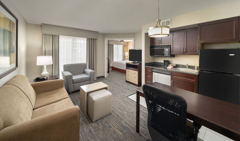 Imagen de la habitación del Hotel Homewood Suites By Hilton Chicago - Schaumburg. Foto 5
