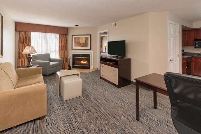Imagen de la habitación del Hotel Homewood Suites By Hilton Chicago - Schaumburg. Foto 9