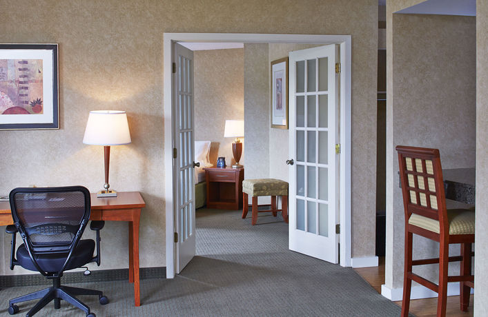 Imagen de la habitación del Hotel Homewood Suites By Hilton Chicago-lincolnshire. Foto 5