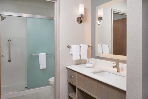 Imagen de la habitación del Hotel Homewood Suites By Hilton Cincinnati-midtown, Oh. Foto 7