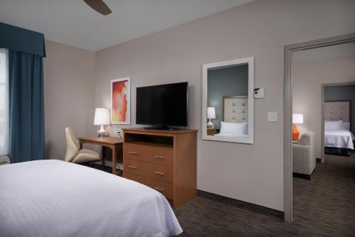 Imagen de la habitación del Hotel Homewood Suites By Hilton Cincinnati-midtown, Oh. Foto 8