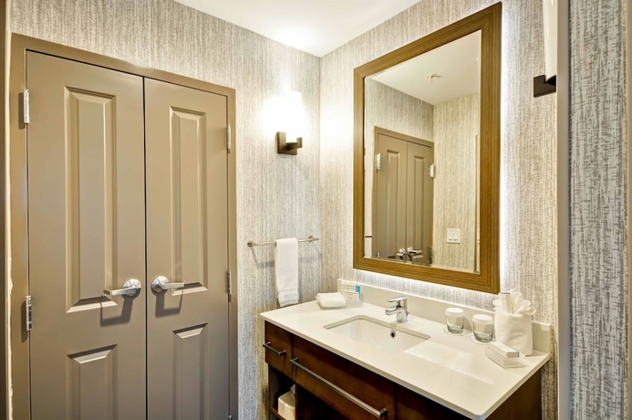 Imagen de la habitación del Hotel Homewood Suites By Hilton Cincinnati/west Chester. Foto 2