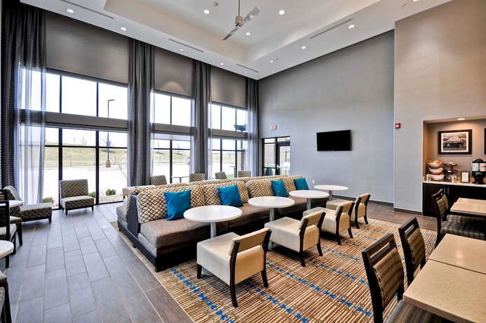 Imagen de los interiores del Hotel Homewood Suites By Hilton Cincinnati/west Chester. Foto 15