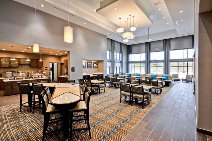 Imagen de los interiores del Hotel Homewood Suites By Hilton Cincinnati/west Chester. Foto 16
