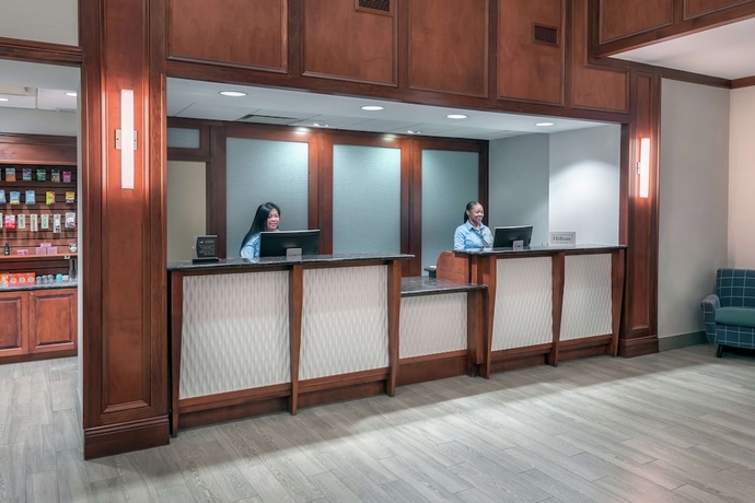 Imagen de los interiores del Hotel Homewood Suites By Hilton Cleveland-beachwood. Foto 19