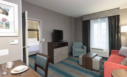 Imagen de la habitación del Hotel Homewood Suites By Hilton Cleveland/sheffield. Foto 3
