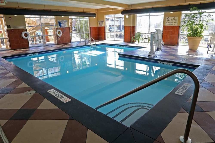 Imagen de la piscina del Hotel Homewood Suites By Hilton Columbia, Columbia. Foto 16