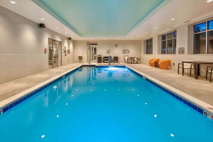 Imagen de la piscina del Hotel Homewood Suites By Hilton Columbus/easton, Oh. Foto 20