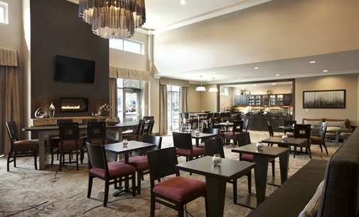 Imagen del bar/restaurante del Hotel Homewood Suites By Hilton Columbus/osu, Oh. Foto 2