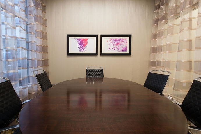 Imagen de los interiores del Hotel Homewood Suites By Hilton Concord Charlotte. Foto 13
