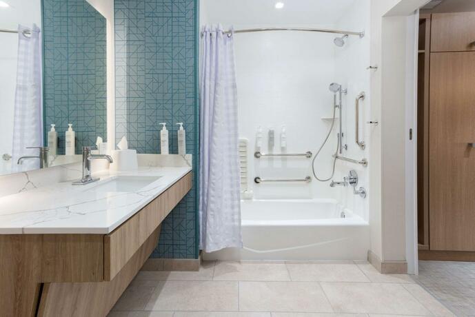 Imagen de la habitación del Hotel Homewood Suites By Hilton Cypress. Foto 7