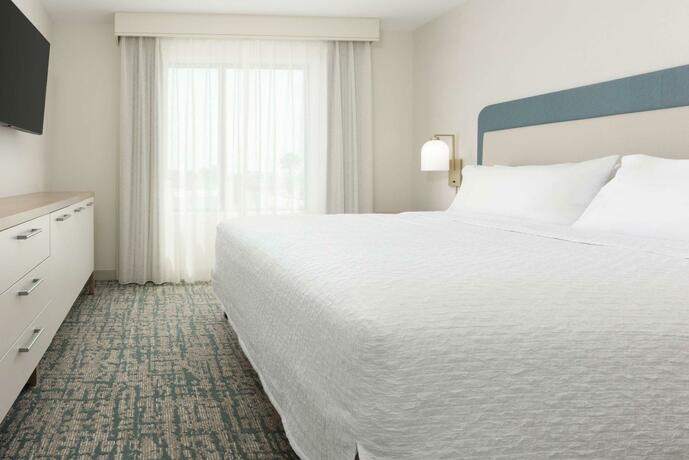 Imagen de la habitación del Hotel Homewood Suites By Hilton Cypress. Foto 8