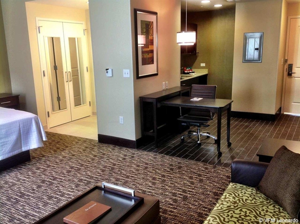 Imagen general del Hotel Homewood Suites By Hilton Dallas Downtown, Tx. Foto 4