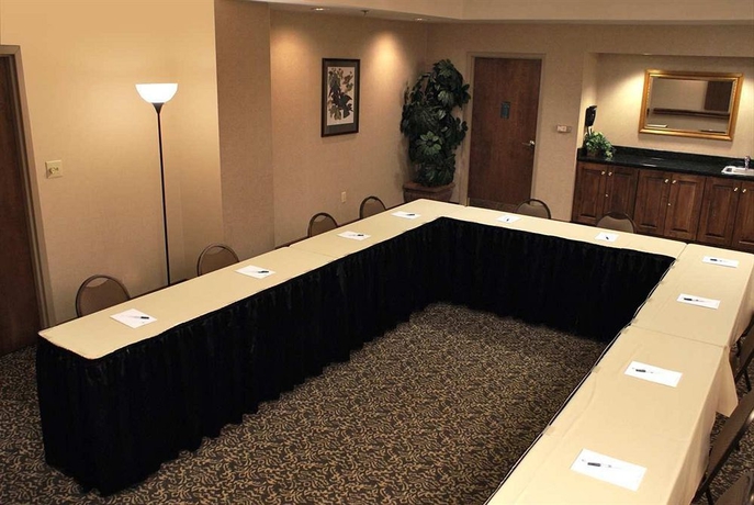 Imagen de los interiores del Hotel Homewood Suites By Hilton Dallas-market Center. Foto 7