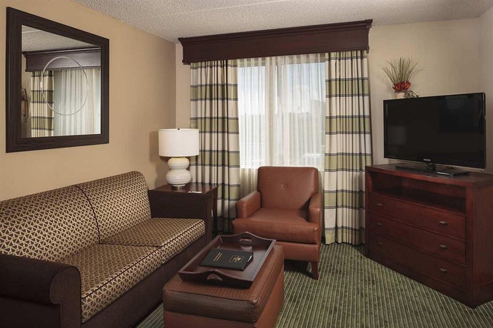 Imagen de los interiores del Hotel Homewood Suites By Hilton Dallas-market Center. Foto 10
