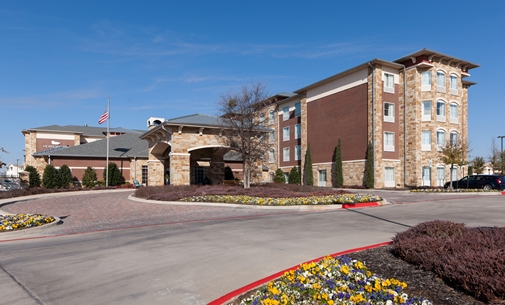 Imagen general del Hotel Homewood Suites By Hilton Denton. Foto 11