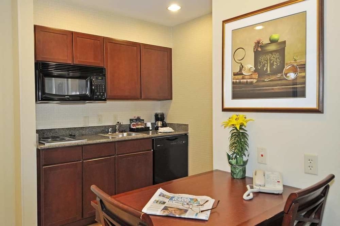 Imagen de la habitación del Hotel Homewood Suites By Hilton Denver West Lakewood. Foto 1