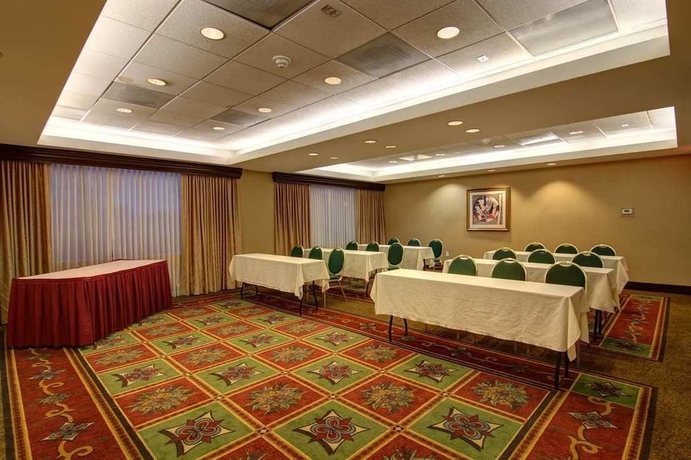 Imagen de los interiores del Hotel Homewood Suites By Hilton Dulles Int'l Airport. Foto 15