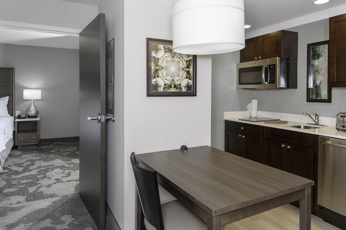 Imagen de la habitación del Hotel Homewood Suites By Hilton East Lansing, Mi. Foto 5