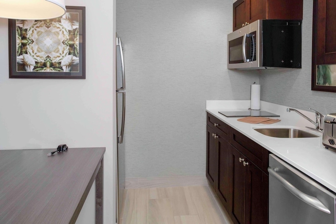 Imagen de la habitación del Hotel Homewood Suites By Hilton East Lansing, Mi. Foto 7