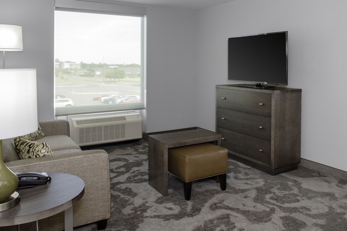 Imagen de la habitación del Hotel Homewood Suites By Hilton East Lansing, Mi. Foto 8