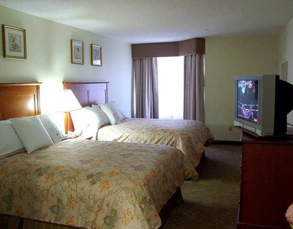 Imagen general del Hotel Homewood Suites By Hilton Edgewater. Foto 8