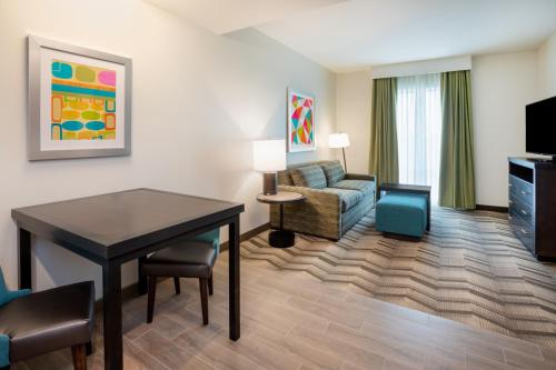 Imagen general del Hotel Homewood Suites By Hilton Edina Minneapolis. Foto 1