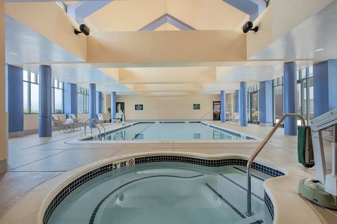 Imagen de la piscina del Hotel Homewood Suites By Hilton Falls Church - I-495 At Rt. 50. Foto 16