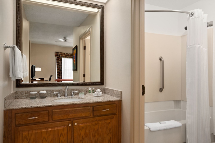 Imagen de la habitación del Hotel Homewood Suites By Hilton Fort Myers. Foto 5