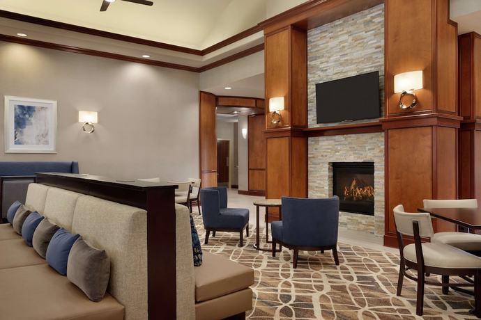 Imagen de los interiores del Hotel Homewood Suites By Hilton Fort Smith. Foto 18