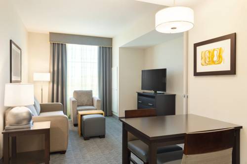 Imagen de la habitación del Hotel Homewood Suites By Hilton Frederick. Foto 3