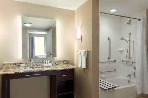 Imagen de la habitación del Hotel Homewood Suites By Hilton Frederick. Foto 4