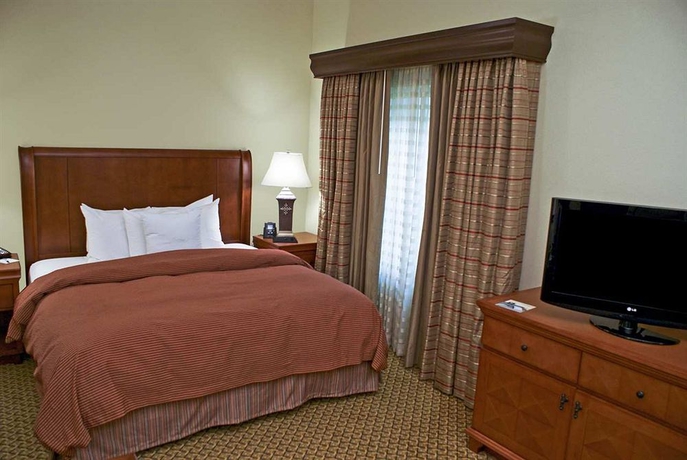 Imagen de la habitación del Hotel Homewood Suites By Hilton Ft. Lauderdale Airport-cruise Port. Foto 3