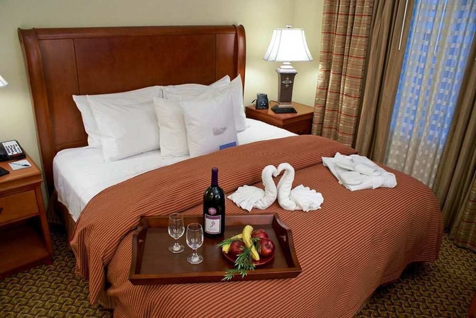 Imagen de la habitación del Hotel Homewood Suites By Hilton Ft. Lauderdale Airport-cruise Port. Foto 4