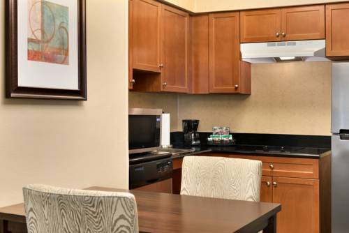 Imagen de la habitación del Hotel Homewood Suites By Hilton Grand Rapids. Foto 4