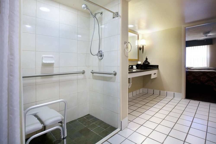 Imagen de la habitación del Hotel Homewood Suites By Hilton Greensboro. Foto 7