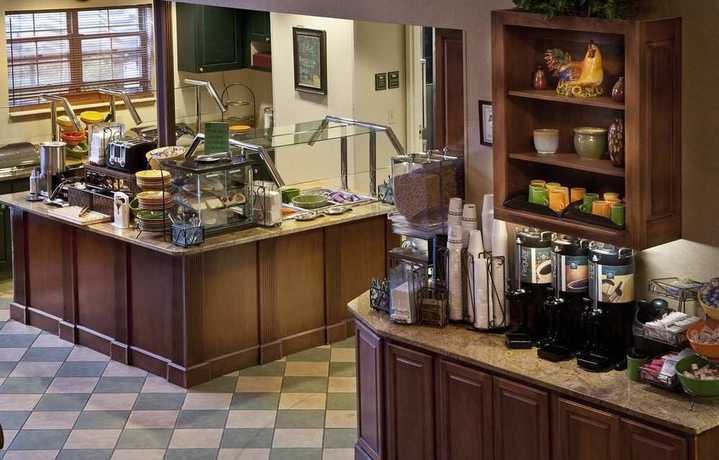 Imagen del bar/restaurante del Hotel Homewood Suites By Hilton Greensboro. Foto 5