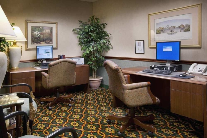 Imagen de los interiores del Hotel Homewood Suites By Hilton Greensboro. Foto 14