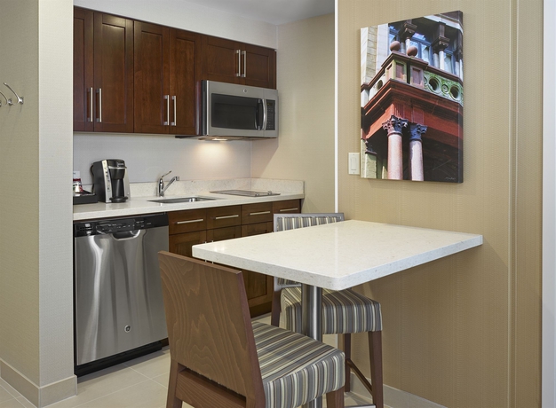 Imagen de la habitación del Hotel Homewood Suites By Hilton Halifax-downtown. Foto 9