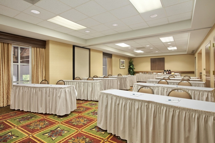 Imagen de los interiores del Hotel Homewood Suites By Hilton Hillsboro/beaverton. Foto 14