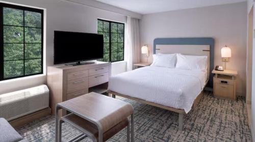 Imagen de la habitación del Hotel Homewood Suites By Hilton Holland. Foto 2